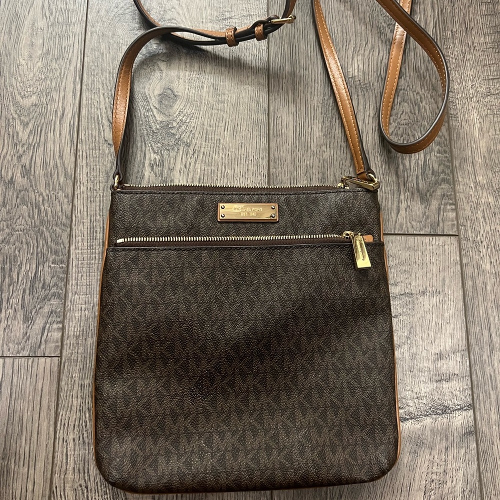 Michael Kors logo crossbody